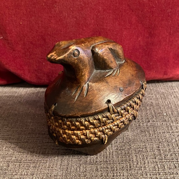 Vintage Indonesian Lombok Hand Carved Frog Woven Bamboo Lid Basket Trinket Box - Picture 2 of 12